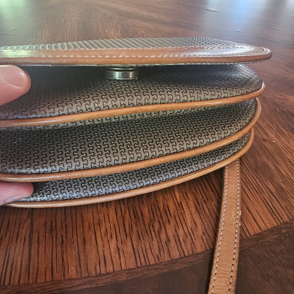 Charles Jourdan Tan and Gray Crossbody Bag - Picture 7 of 11